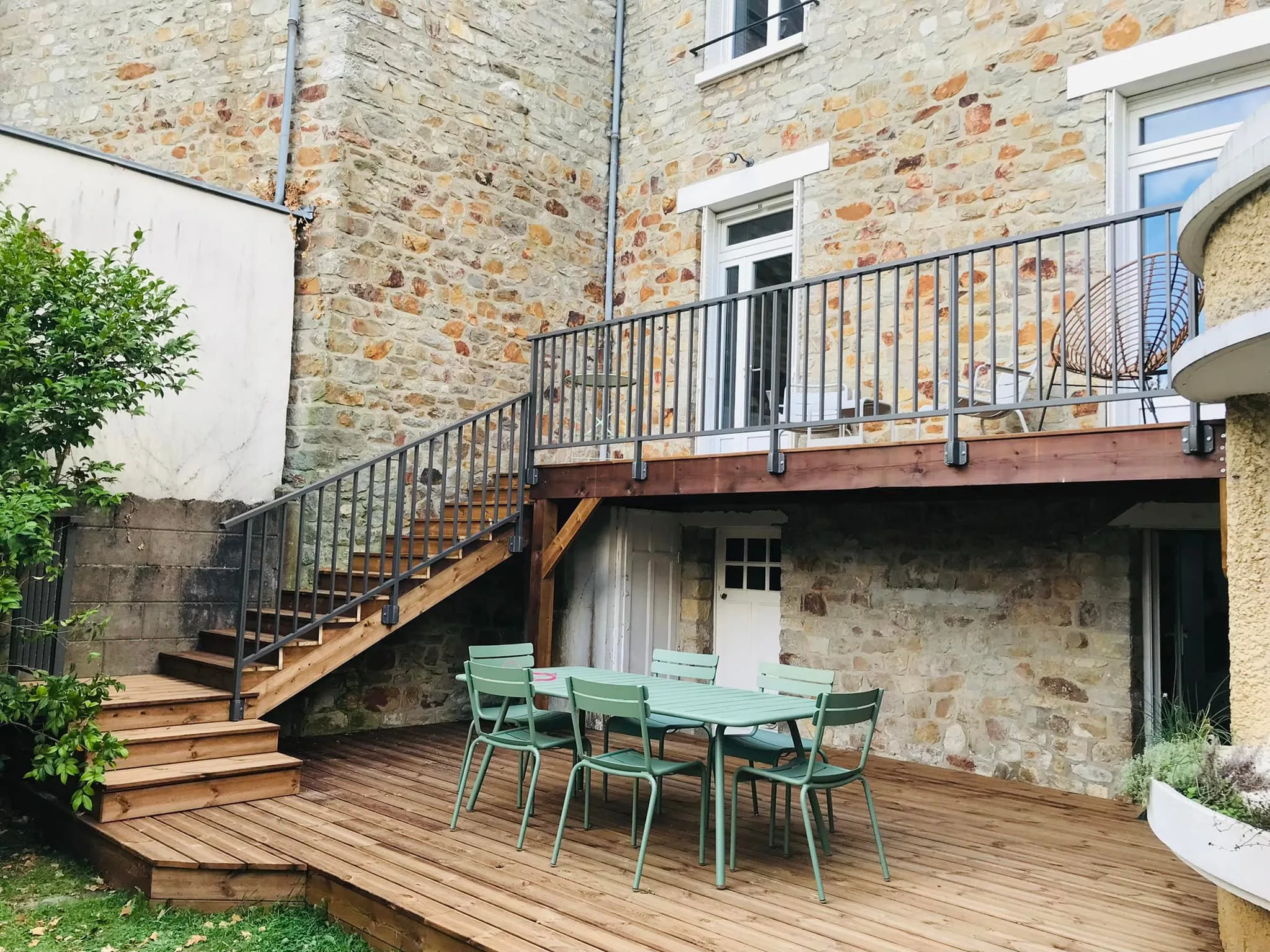 Pose de parquet par Armor Parquet dans un intérieur rénové