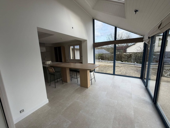 parquet stratifie quickstep pierre calcaire03 parquet stratifie quickstep pierre calcaire03