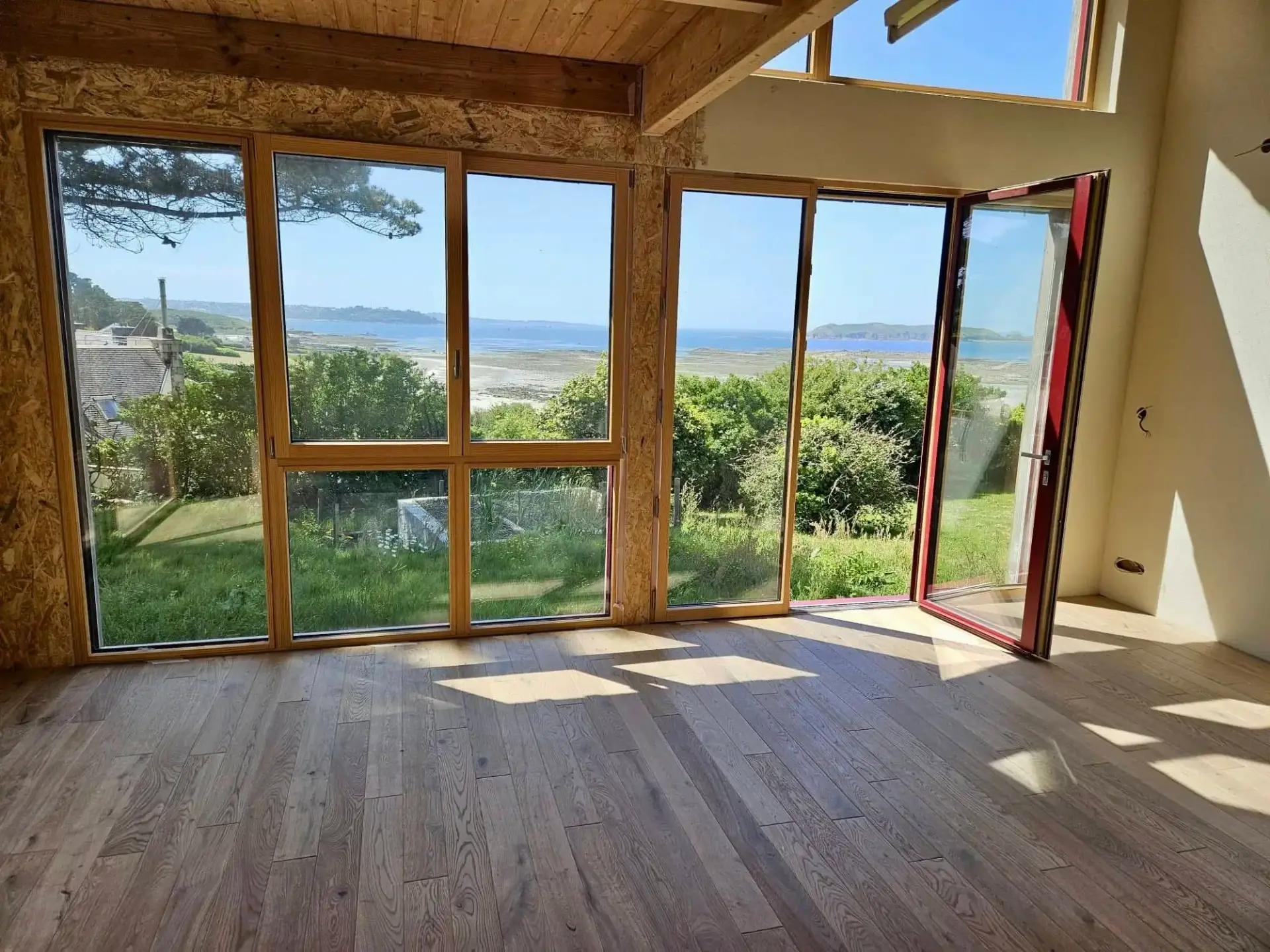 Parquet contrecollé à Trélévern Zeus La Racine face à la mer